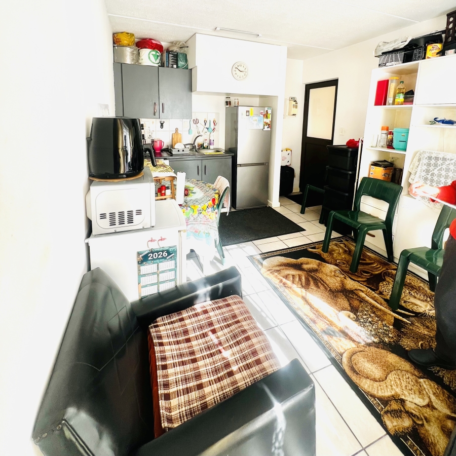1 Bedroom Property for Sale in Guldenland Western Cape
